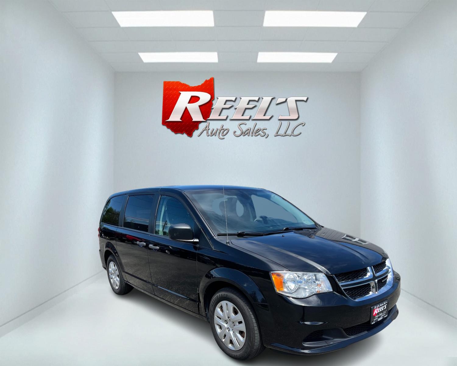 2019 Black /Black Dodge Grand Caravan SE (2C4RDGBG6KR) with an 3.6L V6 DOHC 24V engine, 6A transmission, located at 547 E. Main St., Orwell, OH, 44076, (440) 437-5893, 41.535435, -80.847855 - This 2019 Dodge Grand Caravan SE presents a practical and spacious option for families or travelers needing room for seven passengers. Powered by the robust 3.6L Pentastar V6 engine paired with a 6-speed automatic transmission, it delivers a smooth and reliable driving experience. This model boasts - Photo #2